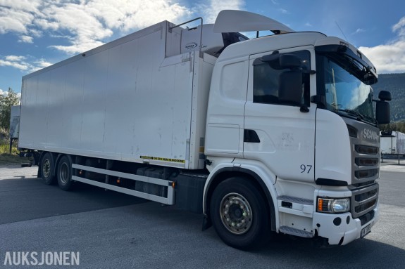 2018 Scania G 490 kjølebil med løftelem.