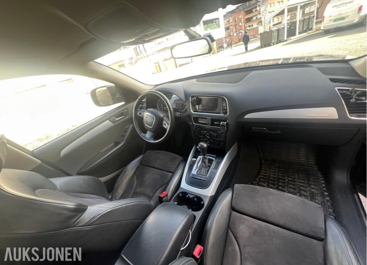 2010 Audi Q5 2.0 Quattro 170hk Alcantara Skinnseter Sommer og Vinterhjul