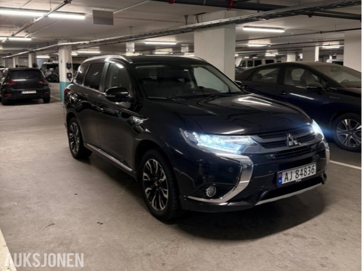 2016 Mitsubishi Outlander PHEV 2.0 Hybrid 202HK 4WD ACC, Hengerfeste, Ryggekamera