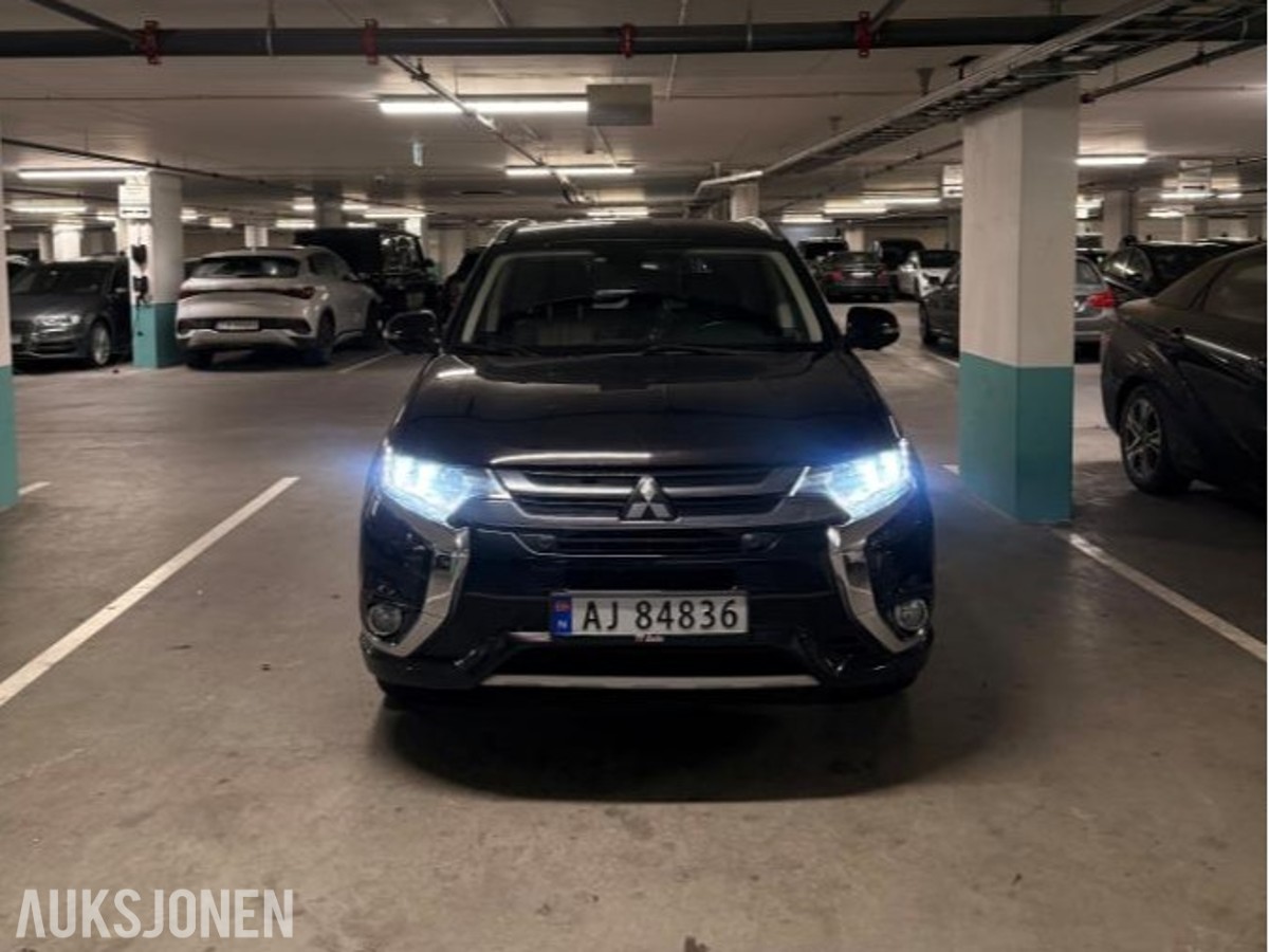 2016 Mitsubishi Outlander PHEV 2.0 Hybrid 202HK 4WD ACC, Hengerfeste, Ryggekamera