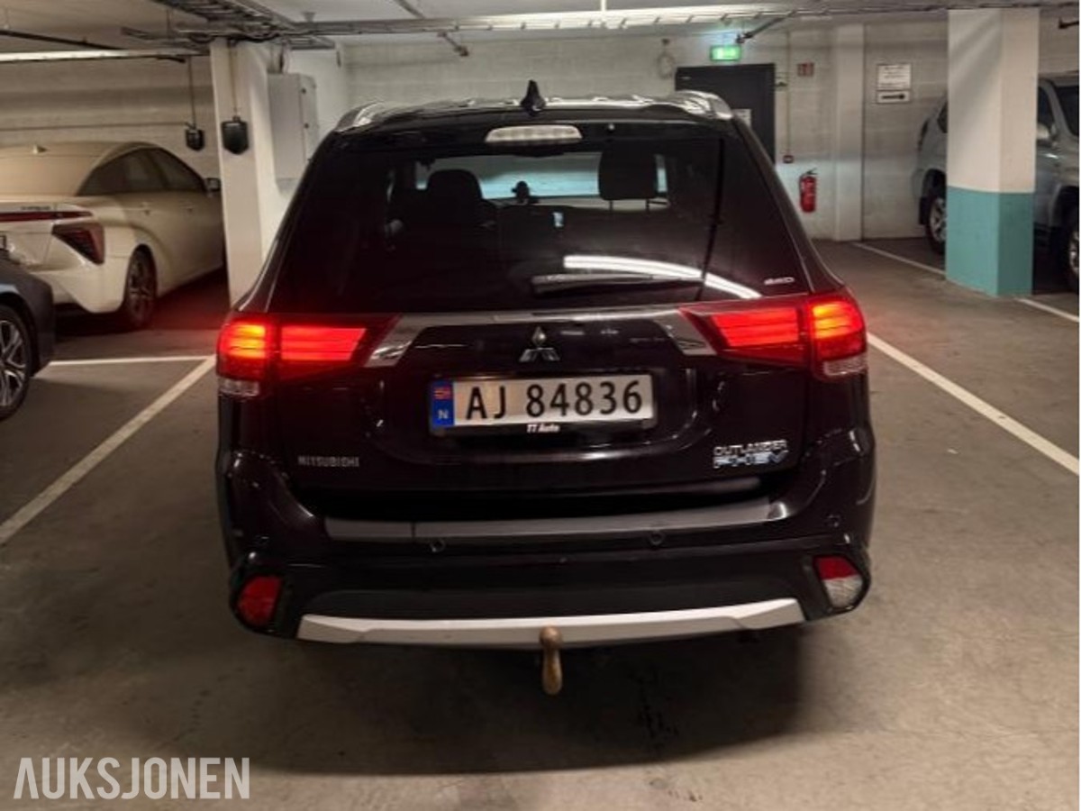 2016 Mitsubishi Outlander PHEV 2.0 Hybrid 202HK 4WD ACC, Hengerfeste, Ryggekamera