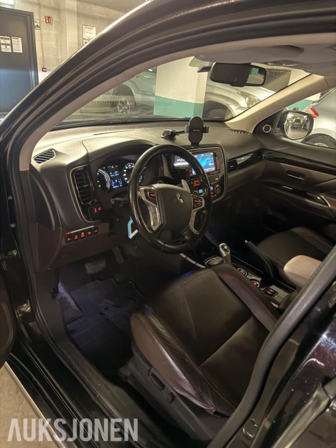 2016 Mitsubishi Outlander PHEV 2.0 Hybrid 202HK 4WD ACC, Hengerfeste, Ryggekamera