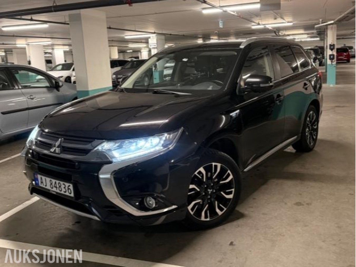 2016 Mitsubishi Outlander PHEV 2.0 Hybrid 202HK 4WD ACC, Hengerfeste, Ryggekamera