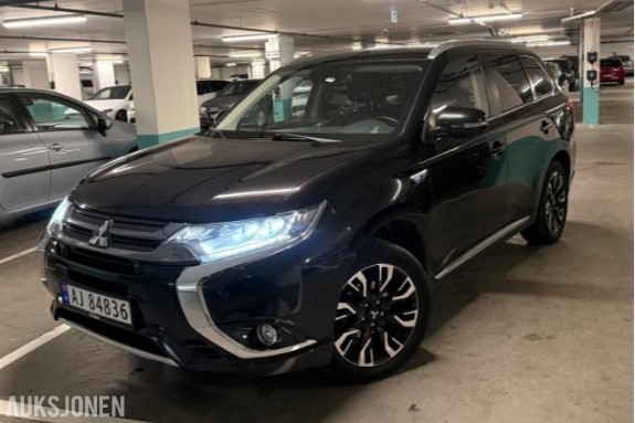2016 Mitsubishi Outlander PHEV 2.0 Hybrid 202HK 4WD ACC, Hengerfeste, Ryggekamera
