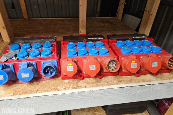 Byggestrømsentraler - Malmbergs og LT Electric - tre enheter - 230V og 400V CEE - IP44