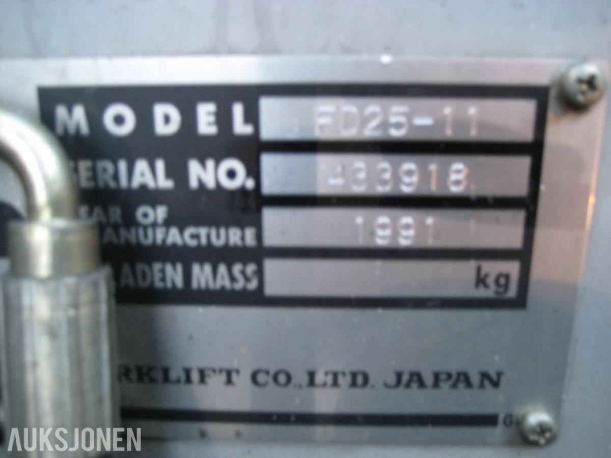 1991 Komatsu FD25-11 Dieseldrevet Motvektstruck