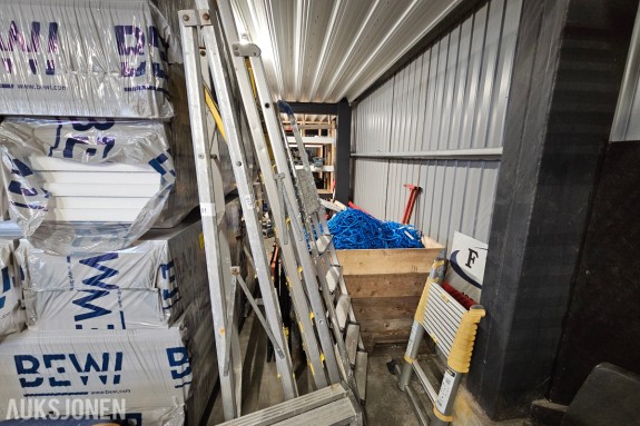Parti stiger og arbeidsbukk - Wibe WTS 55Pn-7S trappstige - Wibe teleskopstige 3,4 meter - Wibe 77 Prof gardintrapp - aluminium arbeidsbukk