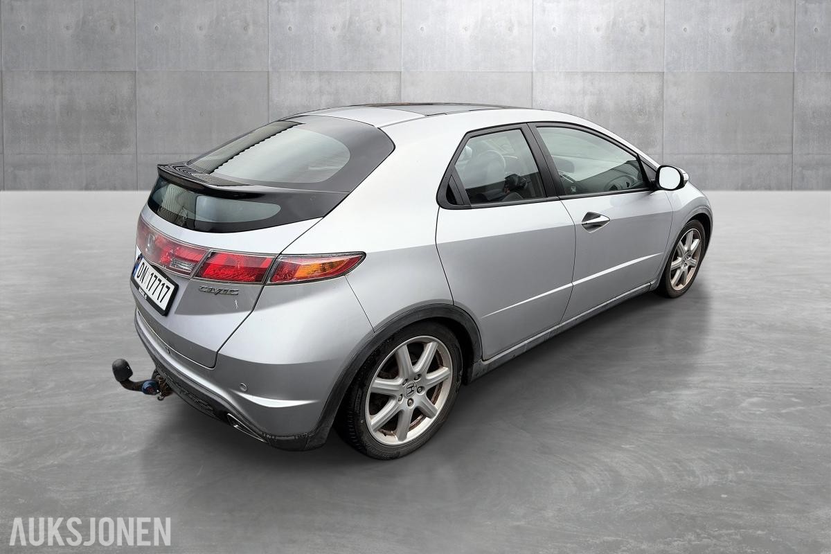 2008 Honda Civic 1.8 140 HK HENGERFESTE NAVI TAKLUKE CRUISE