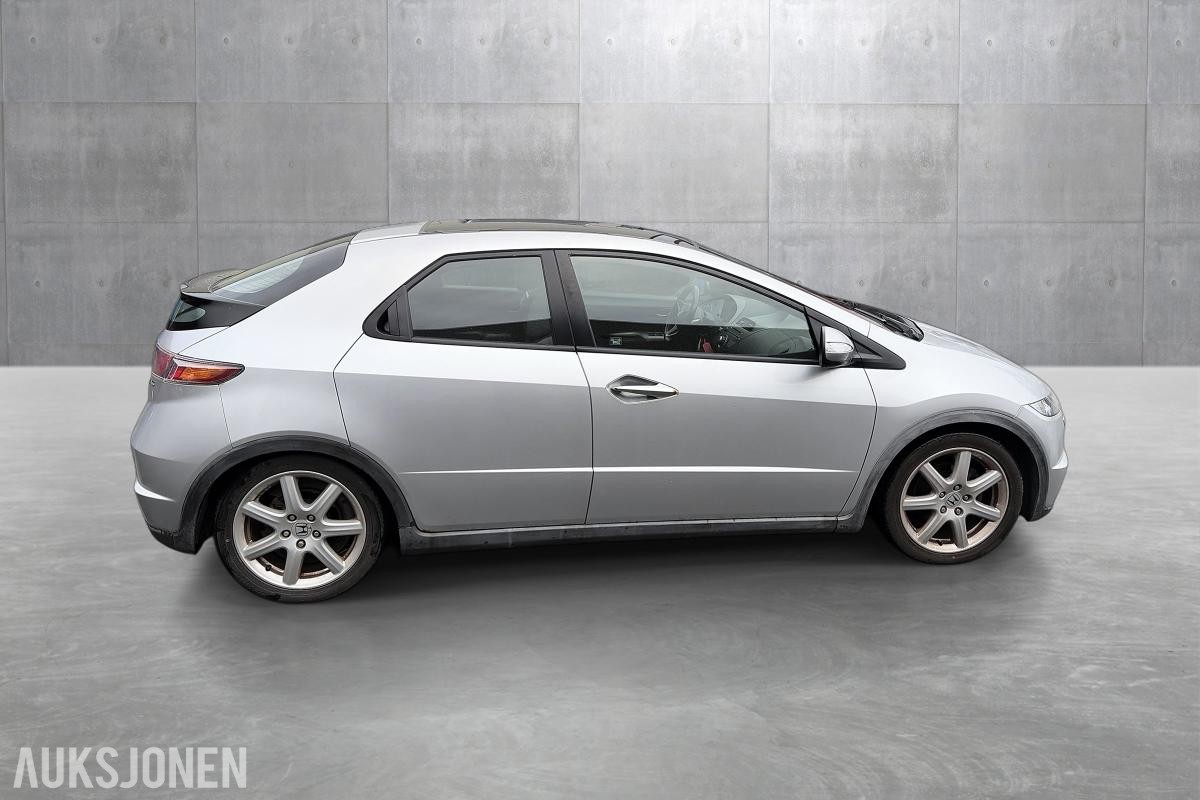 2008 Honda Civic 1.8 140 HK HENGERFESTE NAVI TAKLUKE CRUISE