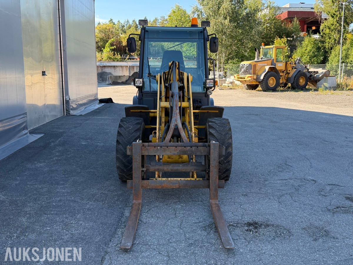 2001 KRAMERALLRAD 318 HJULLASTER 4X4 - INTEN MINSTEPRIS!