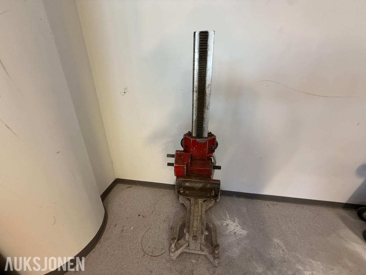 Borestativ / kjerneborestativ