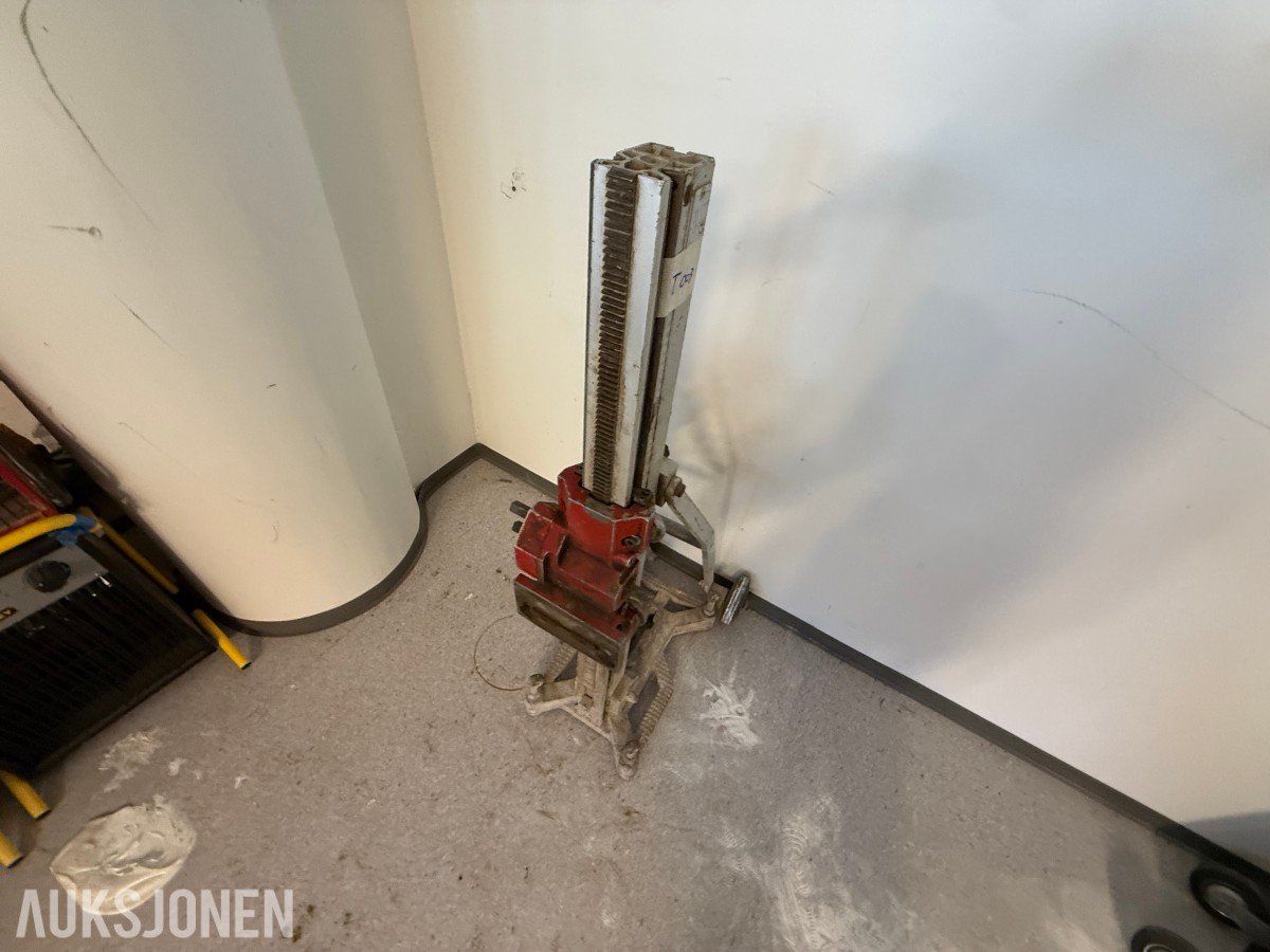 Borestativ / kjerneborestativ