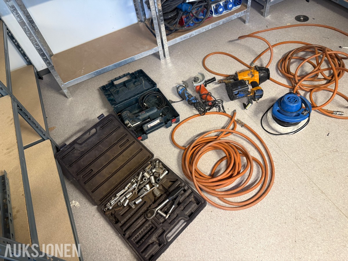 Verktøy og utstyr – Bosch, Bostitch, Black & Decker og Biltema