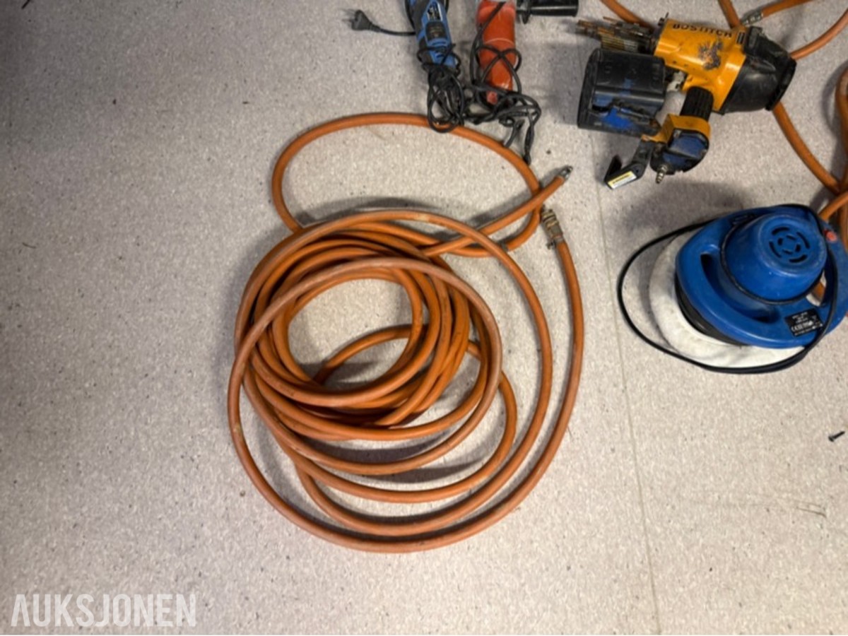 Verktøy og utstyr – Bosch, Bostitch, Black & Decker og Biltema