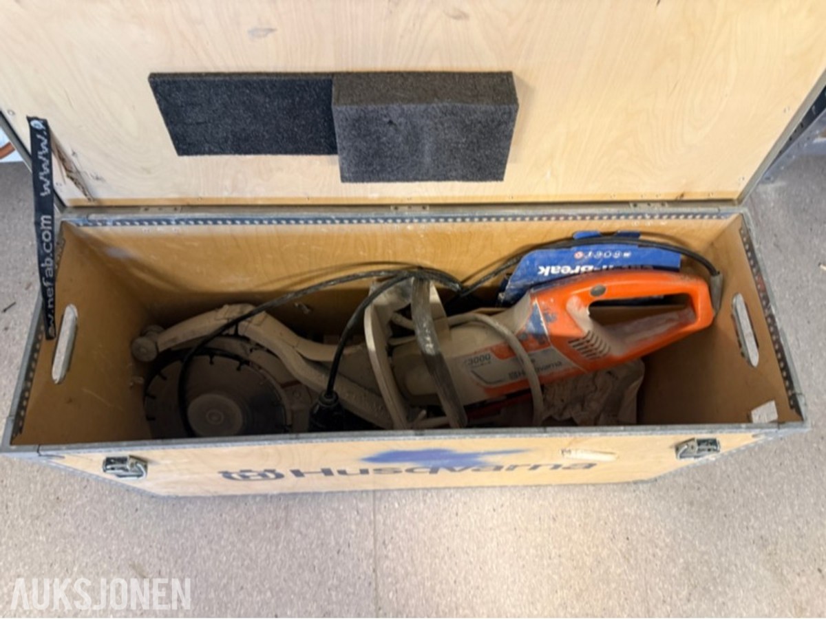Husqvarna K 3000 Cut-n-Break betongsag med kasse og tilbehør