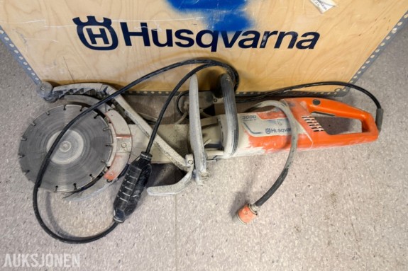Husqvarna K 3000 Cut-n-Break betongsag med kasse og tilbehør