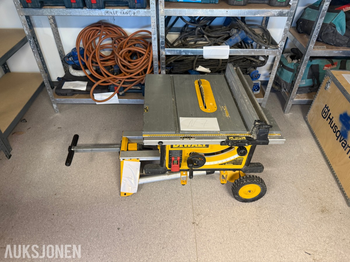 DeWalt DWE7492-QS bordsag 2000 W
