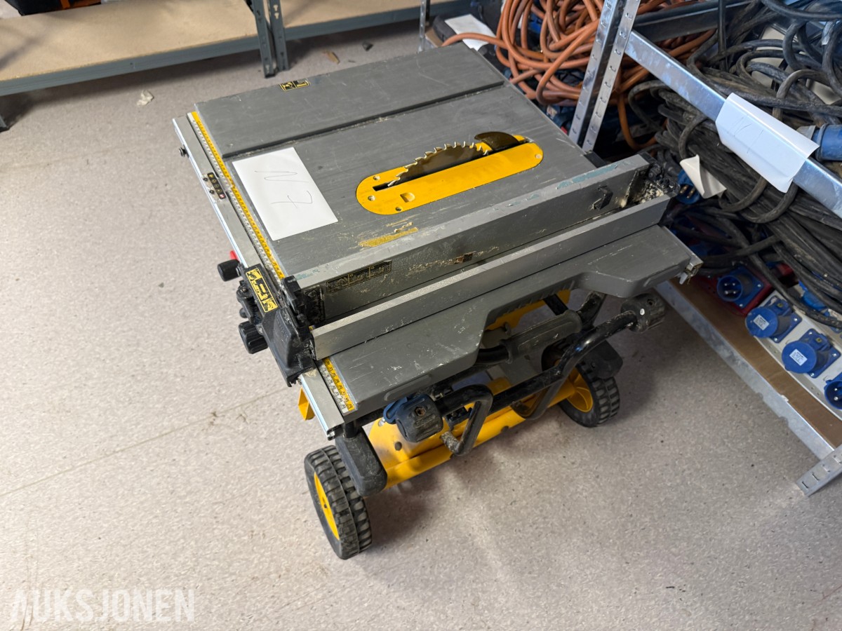 DeWalt DWE7492-QS bordsag 2000 W