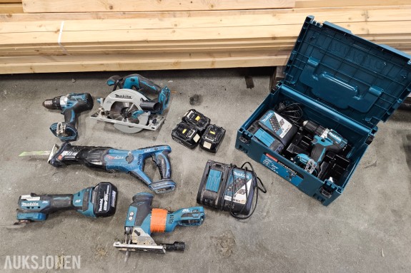 Makita 18V verktøypakke - sirkelsag DHS680 - multikutter DTM52 - bajonettsag BJR181 - to bor-/skrumaskiner - 4 batterier og 2 ladere
