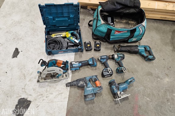 Makita 18V LXT verktøysett - borhammer DHR243 - sirkelsag DHS680 - multiverktøy DTM52 - bajonettsag DJR187 - autoskrutrekker 6842JX og batterier