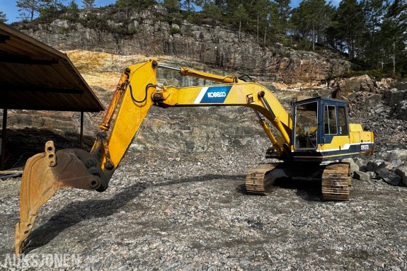 1986 Kobelco K 907D gravemaskin - 1 skuffe - ca 20 tonn