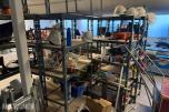 5 stk reoler med byggeutstyr, verktøy og festemateriell