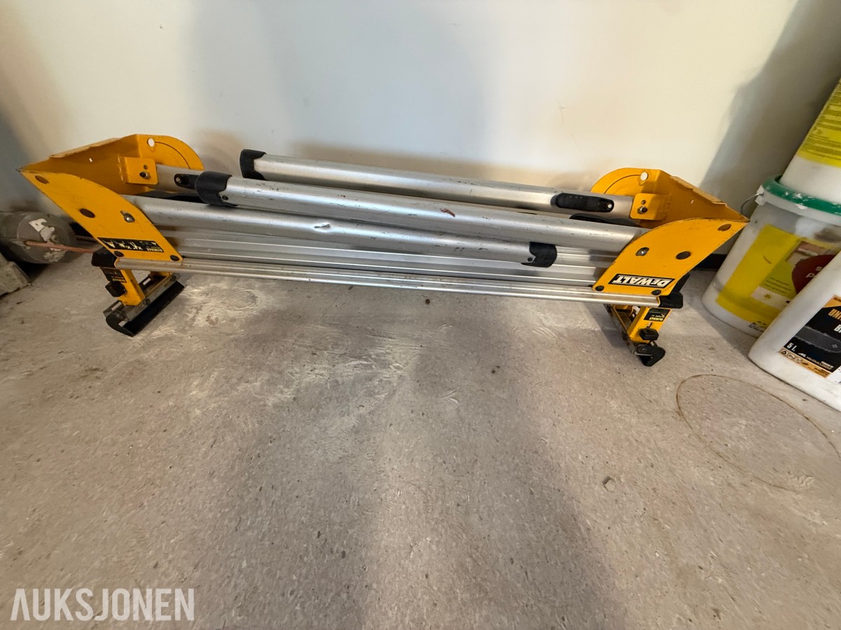 DeWalt kapp- og gjærsag med sagbord