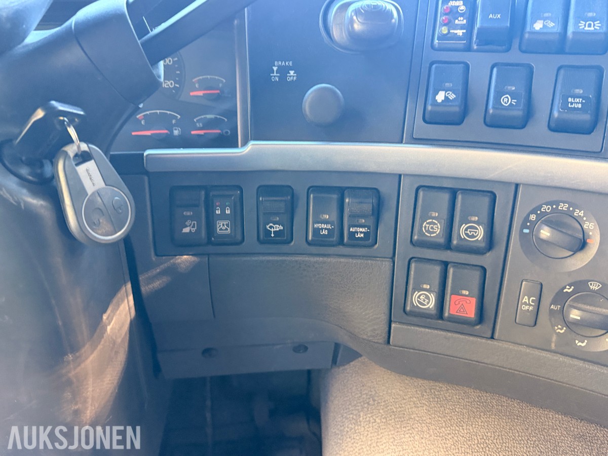 2011 Volvo FM krokbil med Joab krok - EU-godkjent