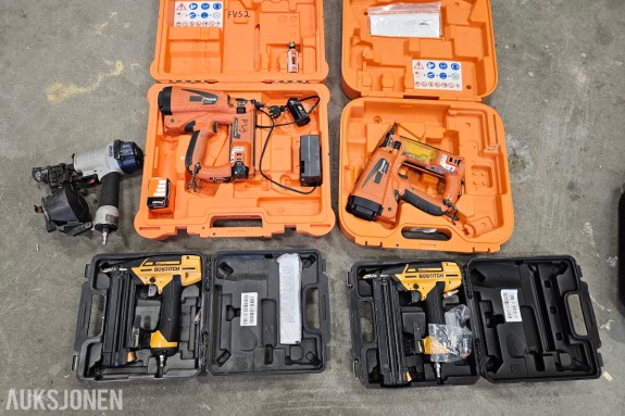 Spikerpistol-lott - to Paslode IM50 F18 gassdrevne - to Bostitch Smart Point dykkertpistoler - Basso takspikerpistol