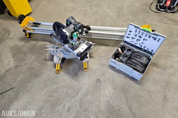 Festool KSC 60 batteridreven kapp- og gjærsag - 18V - fire batterier - TCL 6 DUO lader -DeWalt sagstativ