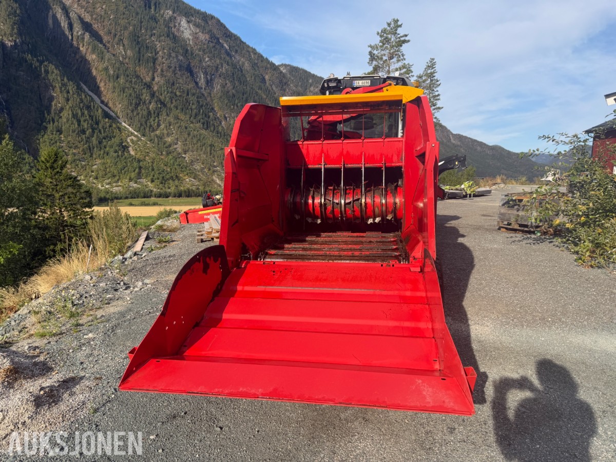 2019 Teagle Tomahawk 8100 Halmkutter, hydraulisk utkast, fjernkonsoll