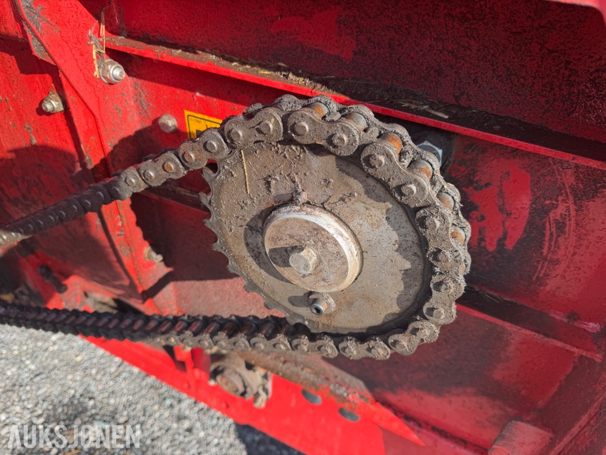 2019 Teagle Tomahawk 8100 Halmkutter, hydraulisk utkast, fjernkonsoll