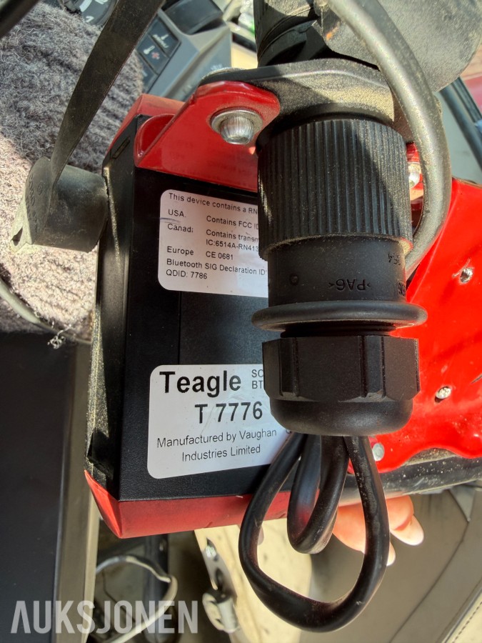 2019 Teagle Tomahawk 8100 Halmkutter, hydraulisk utkast, fjernkonsoll