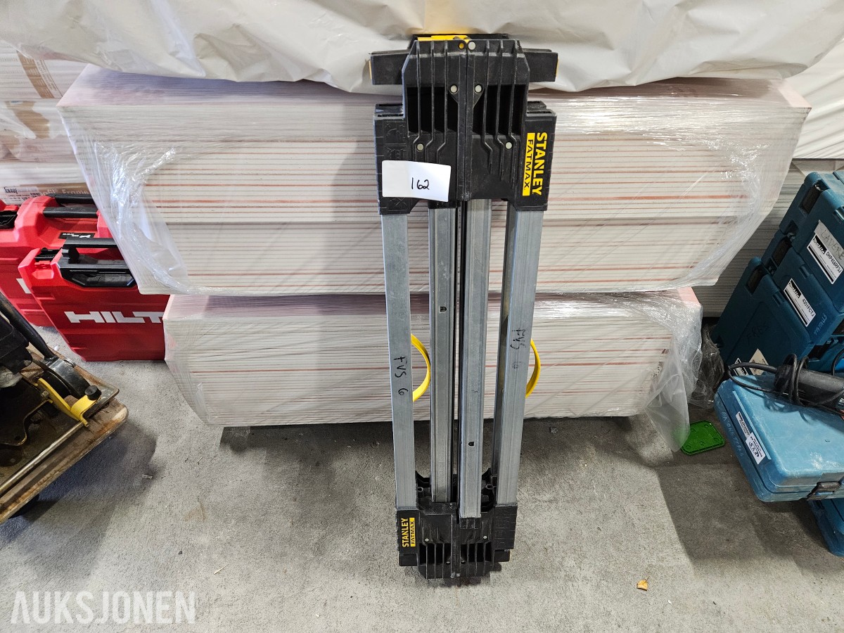 Stanley FatMax sammenleggbar arbeidsbukk/sagbukk