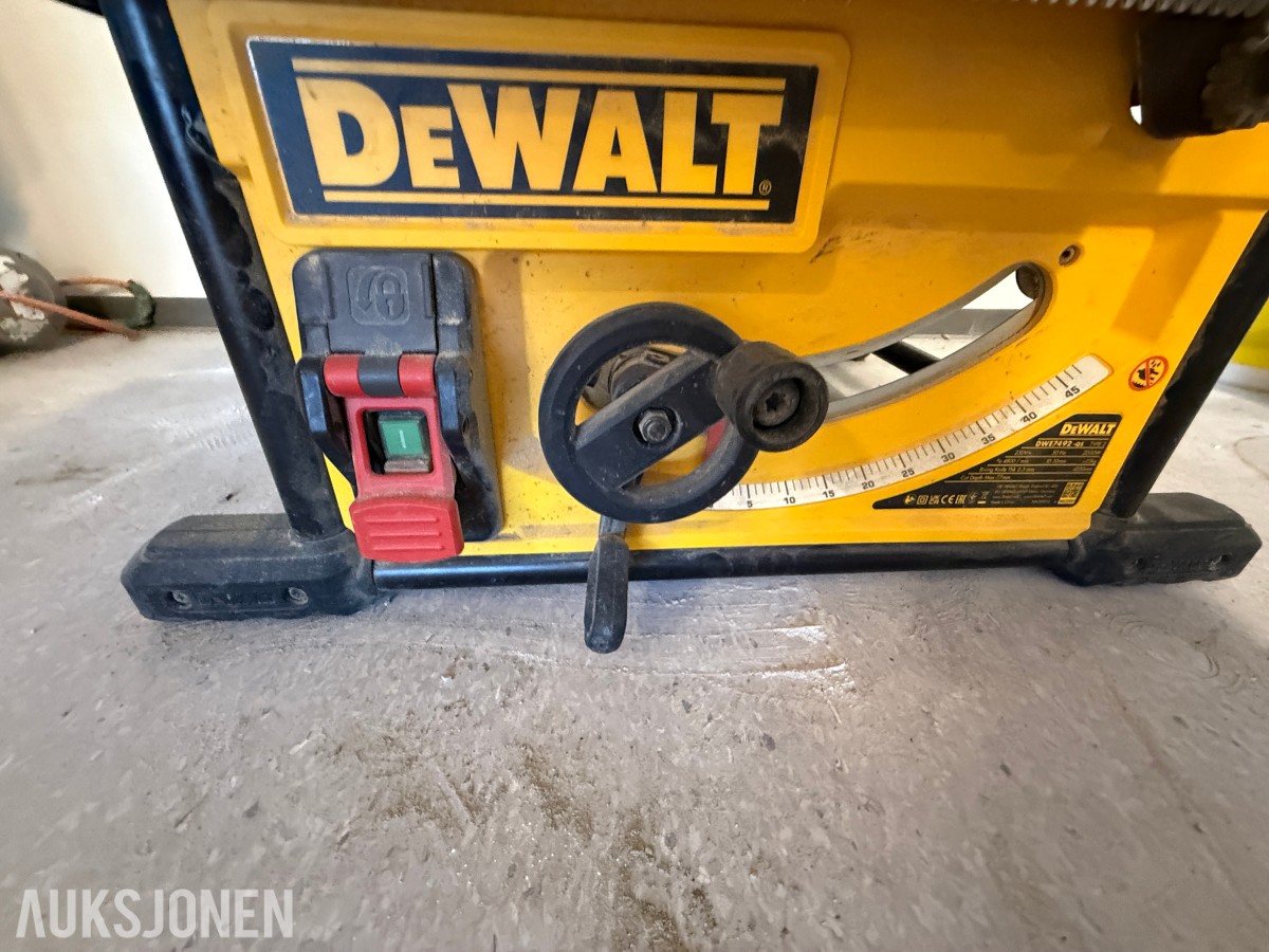 DeWalt bordsag med justerbart anlegg