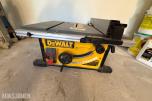 DeWalt bordsag med justerbart anlegg