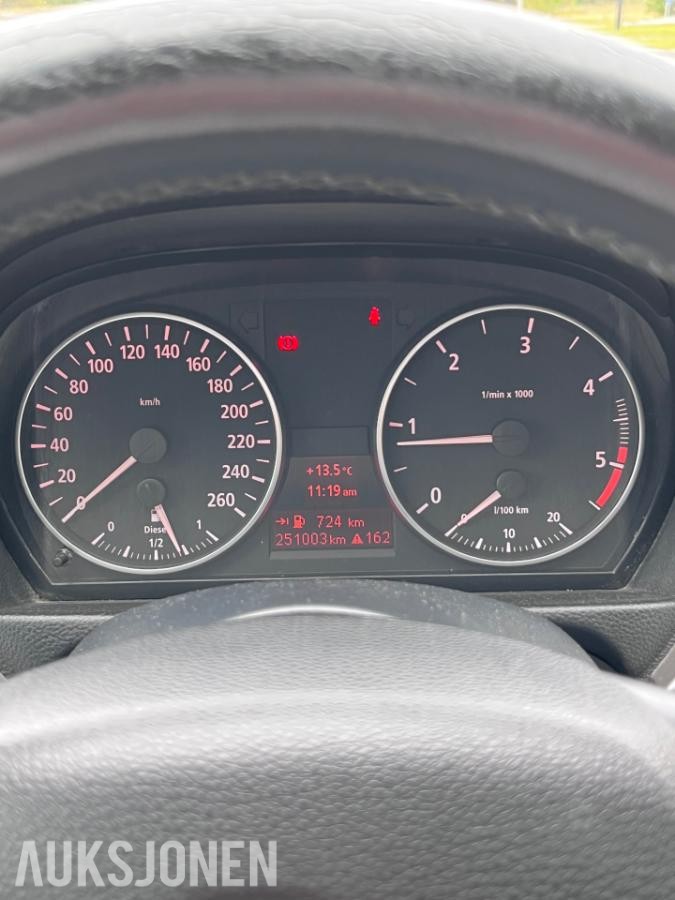 2006 BMW 318D 2.0 122hk Manuell 251 000 km