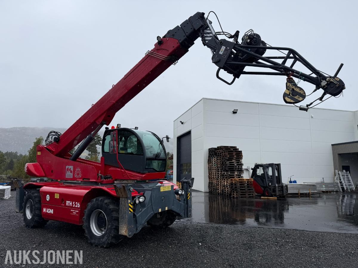 2013 Magni RTH 5.26 teleskoptruck, 2 472 t, personkurv, pallegafler, skuffe, jib og fjernkontroll