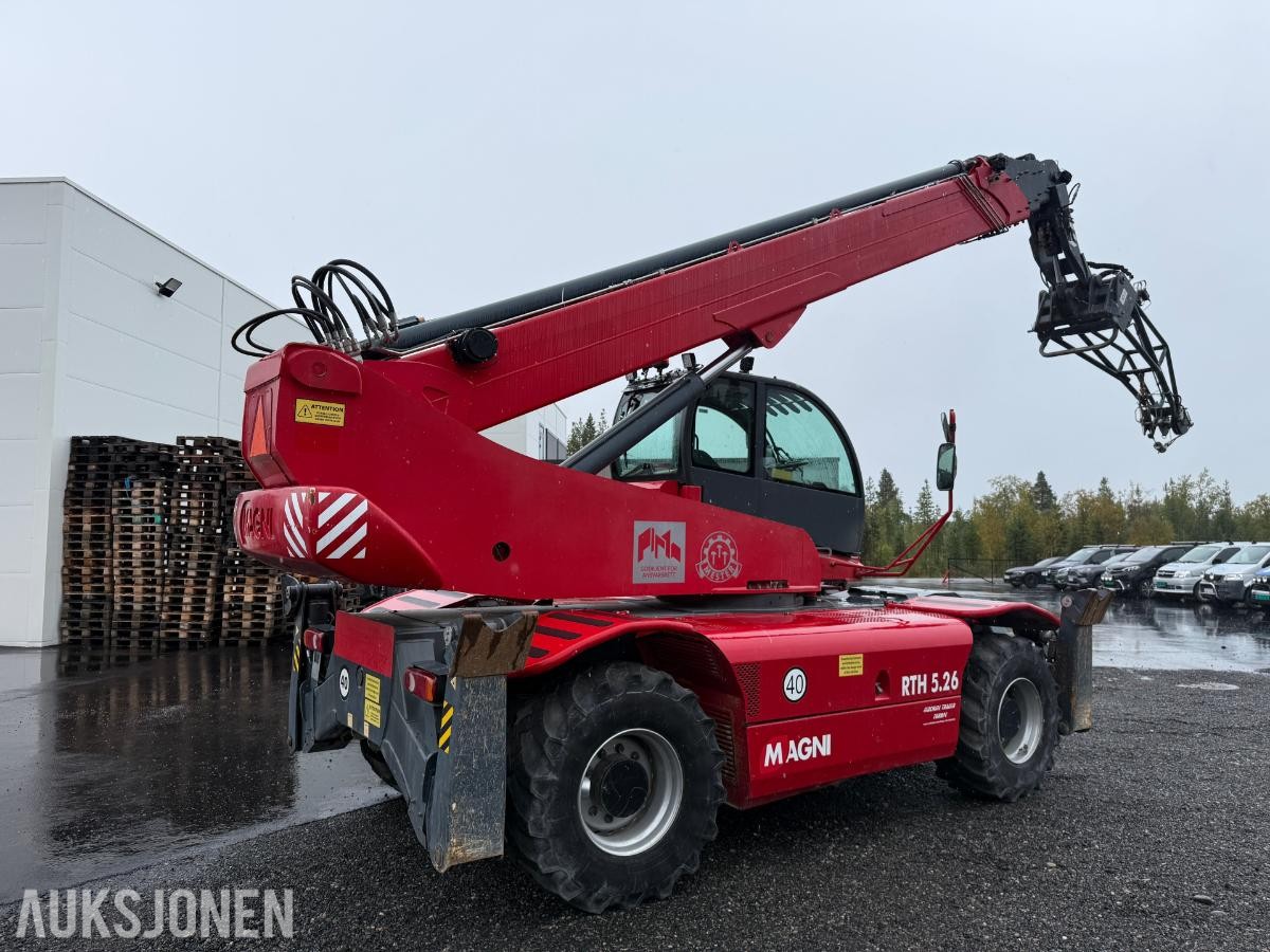 2013 Magni RTH 5.26 teleskoptruck, 2 472 t, personkurv, pallegafler, skuffe, jib og fjernkontroll