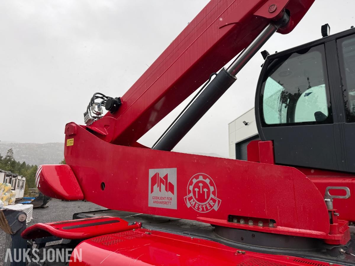 2013 Magni RTH 5.26 teleskoptruck, 2 472 t, personkurv, pallegafler, skuffe, jib og fjernkontroll