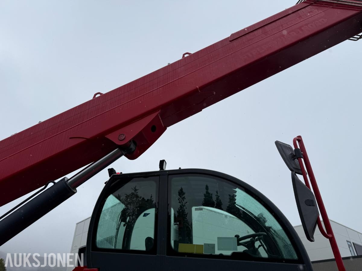 2013 Magni RTH 5.26 teleskoptruck, 2 472 t, personkurv, pallegafler, skuffe, jib og fjernkontroll