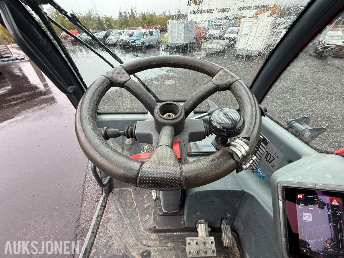 2013 Magni RTH 5.26 teleskoptruck, 2 472 t, personkurv, pallegafler, skuffe, jib og fjernkontroll