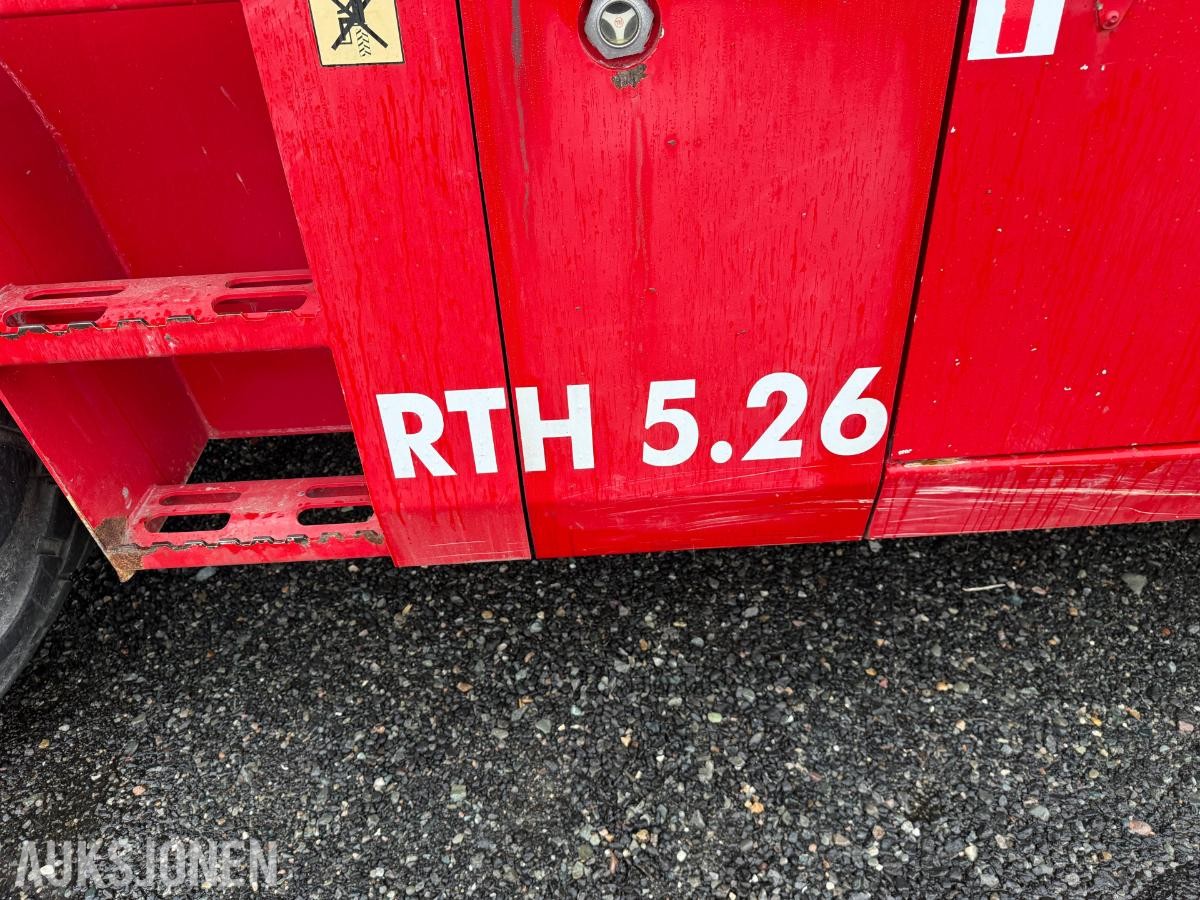 2013 Magni RTH 5.26 teleskoptruck, 2 472 t, personkurv, pallegafler, skuffe, jib og fjernkontroll