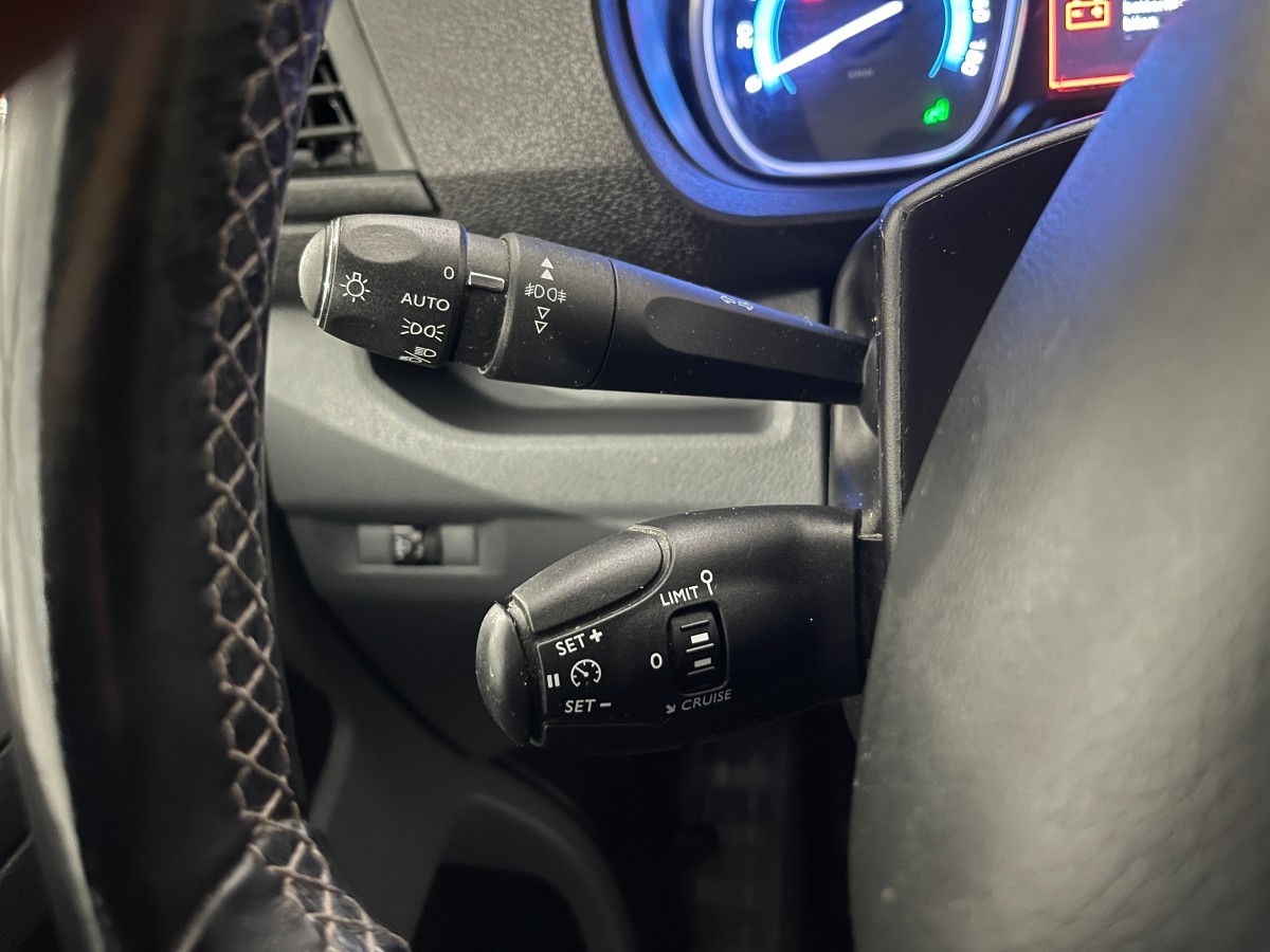 2021 Toyota ProAce ELECTRIC 75kWT 136 HK HENGERFESTE KAMERA NAVI CRUISE SKYVEDØRER 