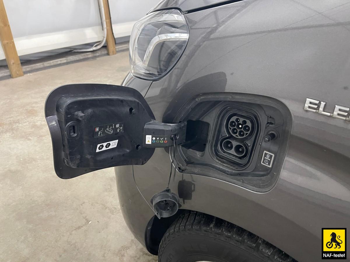 2021 Toyota ProAce ELECTRIC 75 KWH 136 HK AUT NAVI KAMERA CRUISE SKYVEDØRER