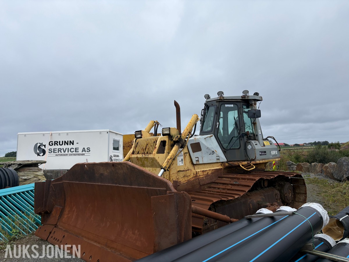 1996 Komatsu D65PX-12 bulldoser