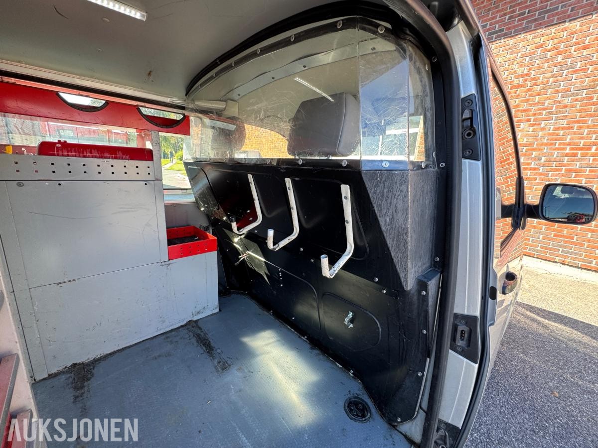 2013 VW TRANSPORTER 2.0 TDI 180HK 4MOTION med innredning / EU-ok / 273254km