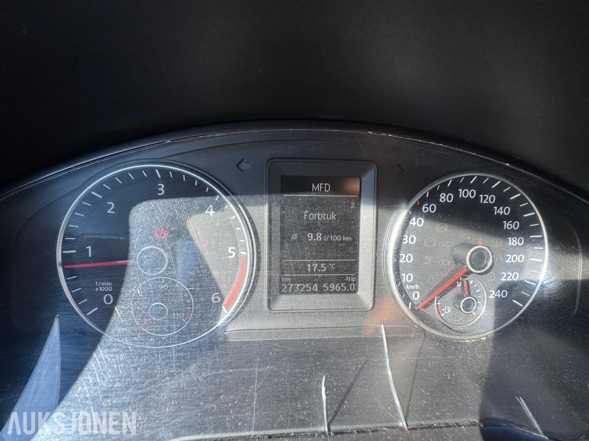 2013 VW TRANSPORTER 2.0 TDI 180HK 4MOTION med innredning / EU-ok / 273254km