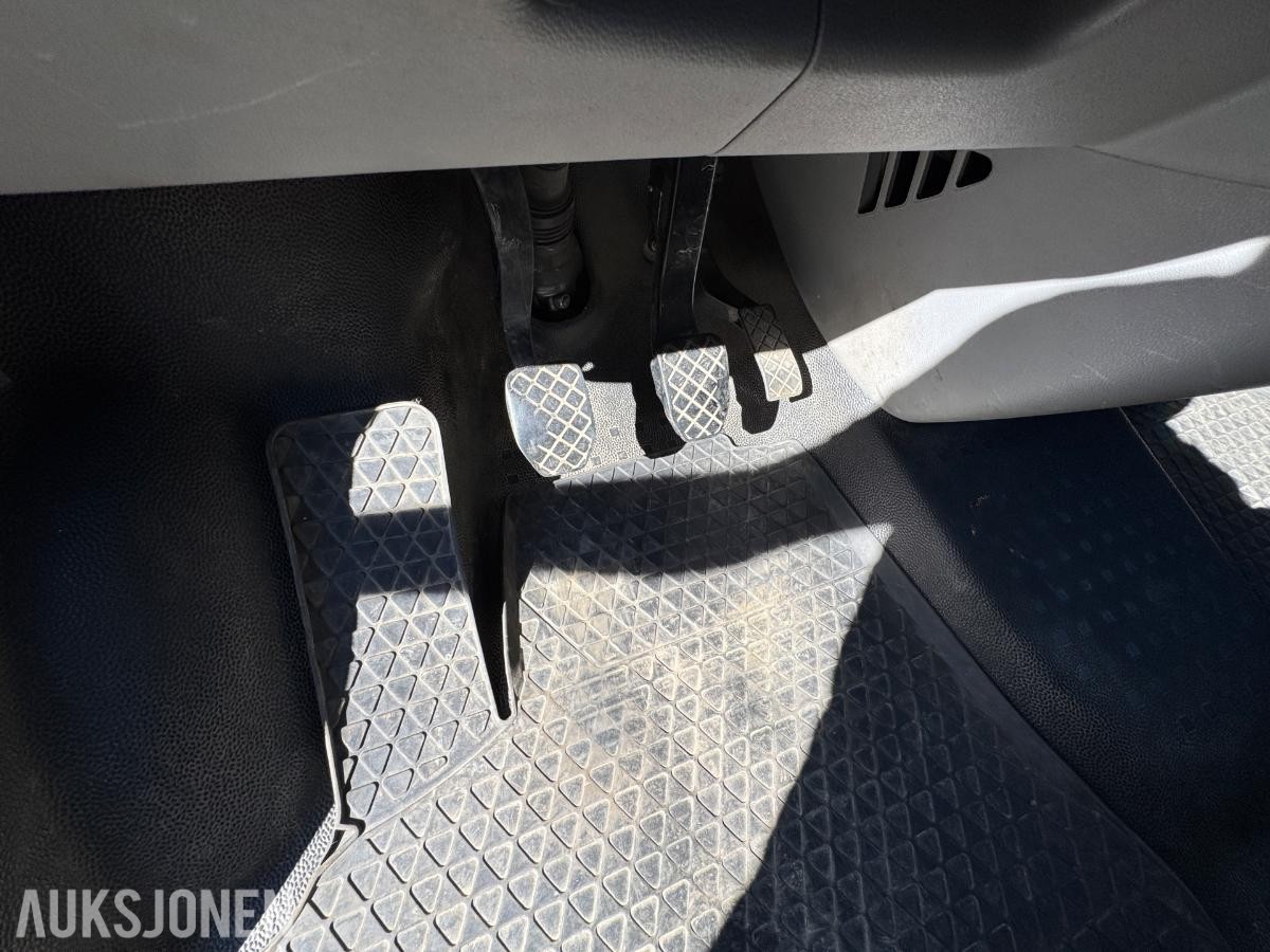 2013 VW TRANSPORTER 2.0 TDI 180HK 4MOTION med innredning / EU-ok / 273254km