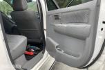 2010 Toyota HiLux 3.0 171hk 4WD manuell Skinnseter 